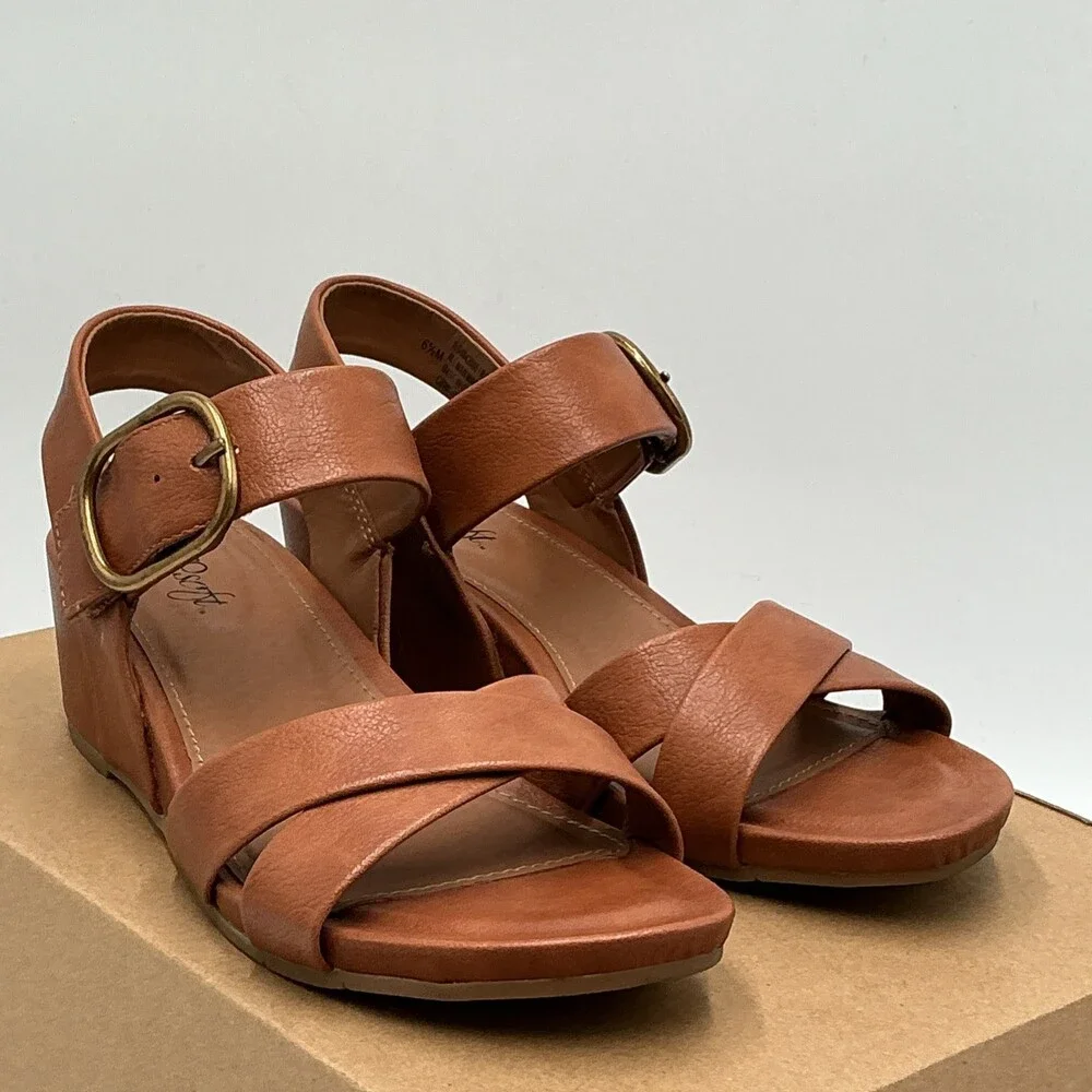 EuroSoft Rowe Sandals Women's US 6.5 Brown Adjustable Strap Wedge Heel Ebay4568
